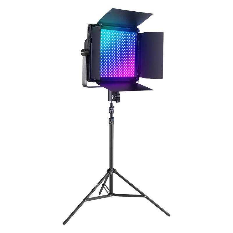 Kit Lâmpadas 60W RGB + Tripes + Bandeiras Neewer