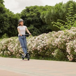 Scooter Elétrica Cecotec Bongo Serie D30
